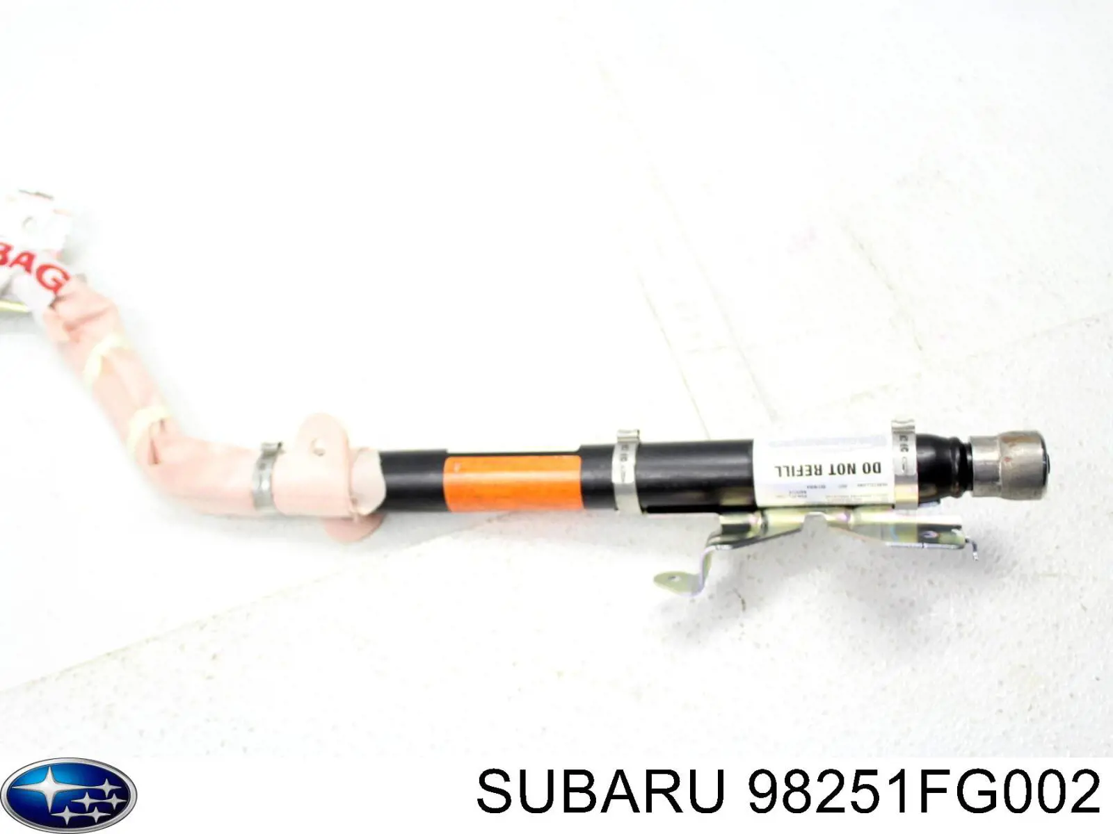 Шторка боковая правая Subaru 98251FG000 цена, от 12.70 USD