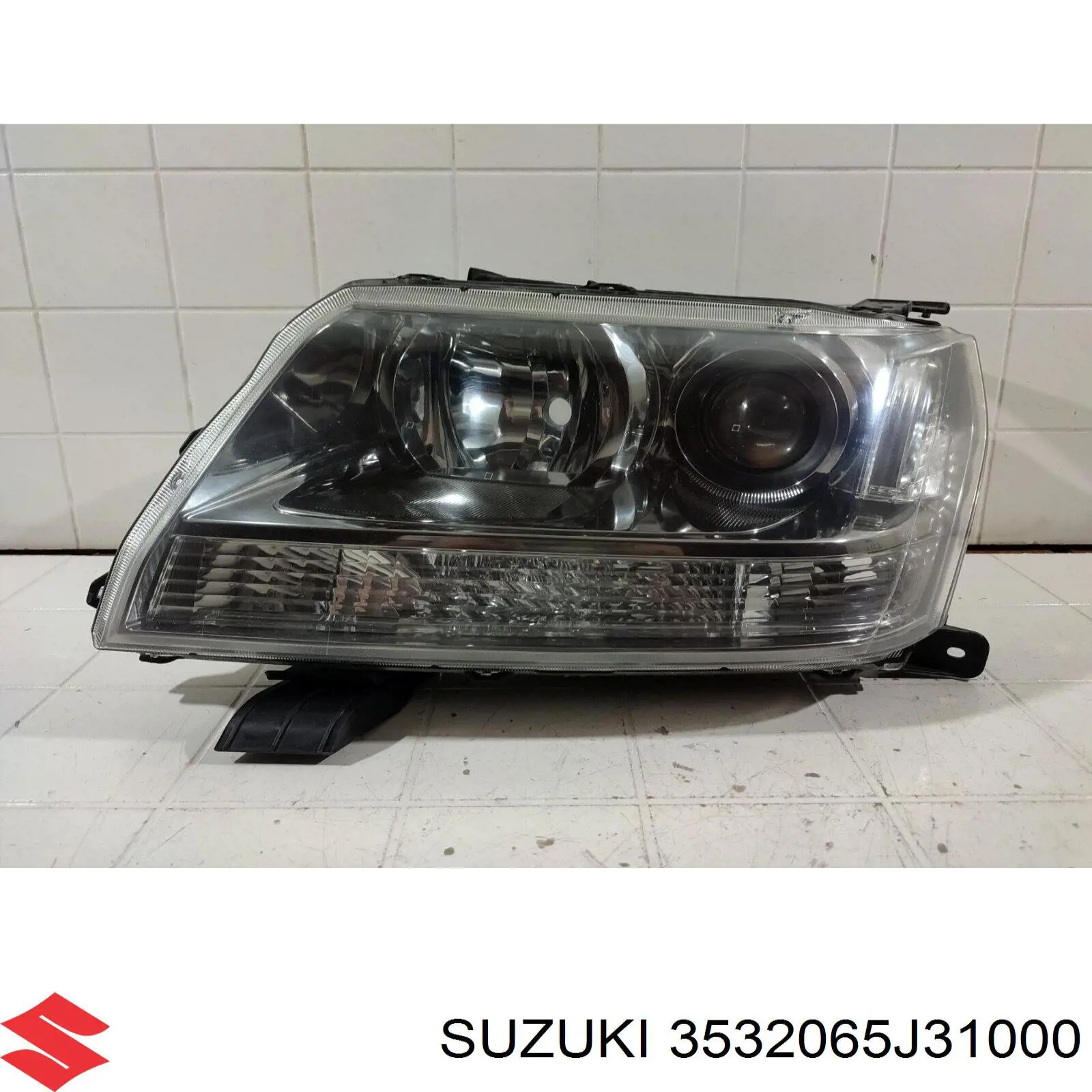 Фара левая Suzuki 3532065J31000 цена, от 175.42 USD