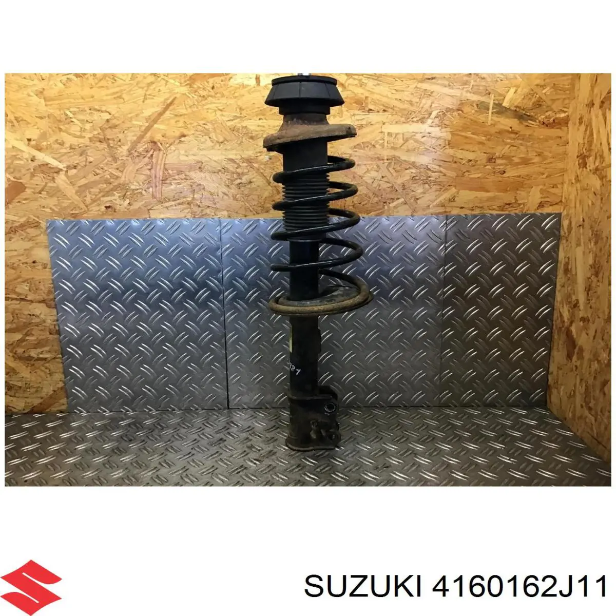 Купить 4160162J11 Suzuki Амортизатор подвески передний правый