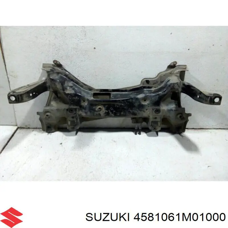 4581061M01 Suzuki Подрамник передней подвески