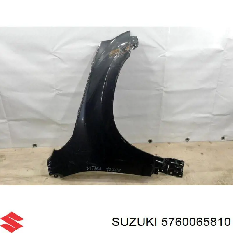 5760065810 Suzuki крыло переднее правое
