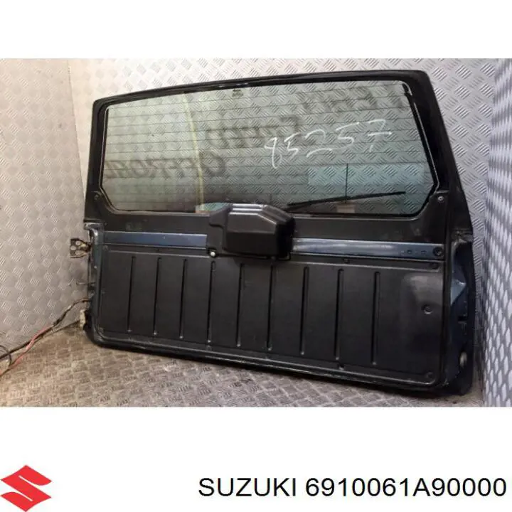 Задняя дверь на Suzuki Vitara  ETJA