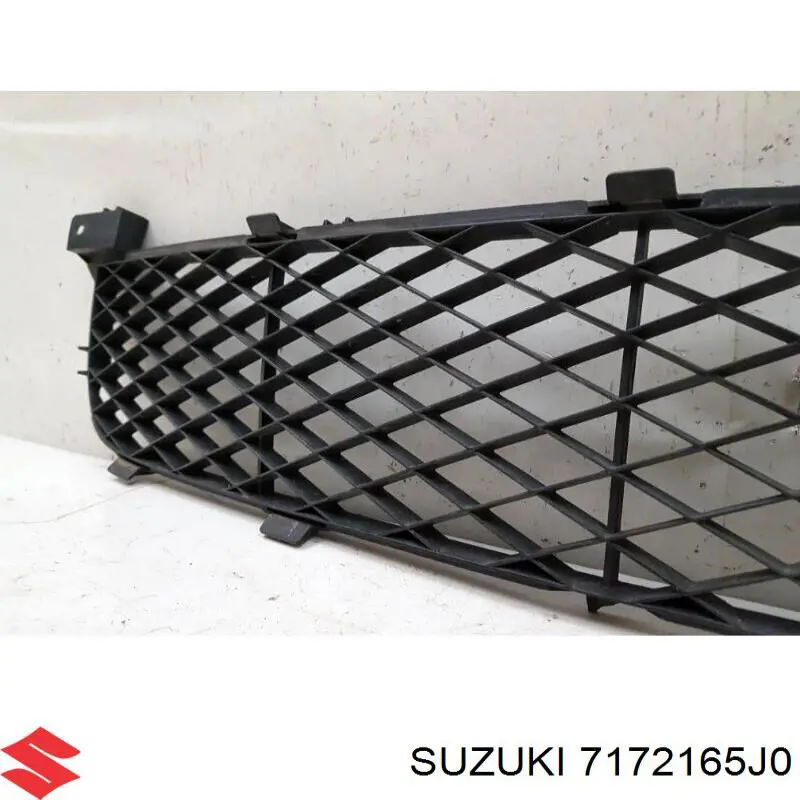 Решетка бампера 7172165J0 Suzuki