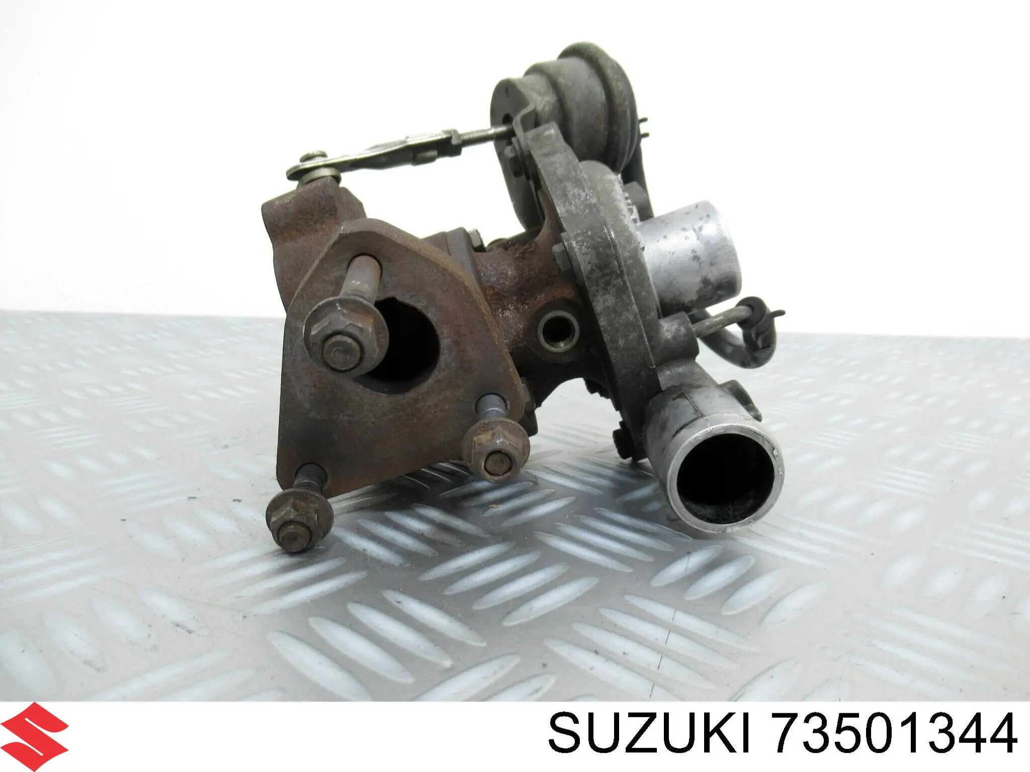 73501344 Suzuki turbina