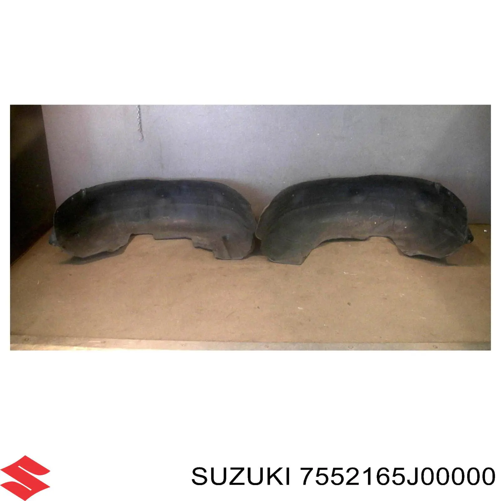 7552165J00000 Suzuki guarda-barras do pára-lama traseiro direito