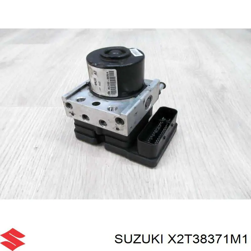  X2T38371M1 Suzuki