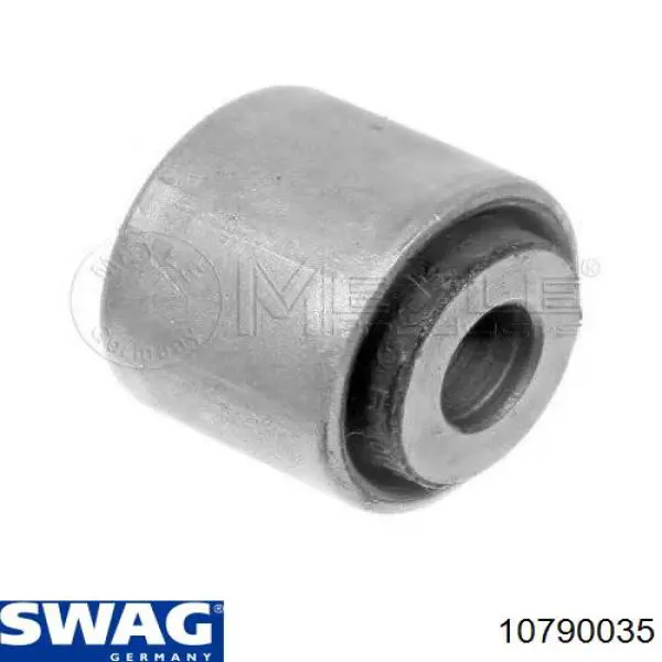Сайлентблок заднего верхнего рычага 10790035 Swag
