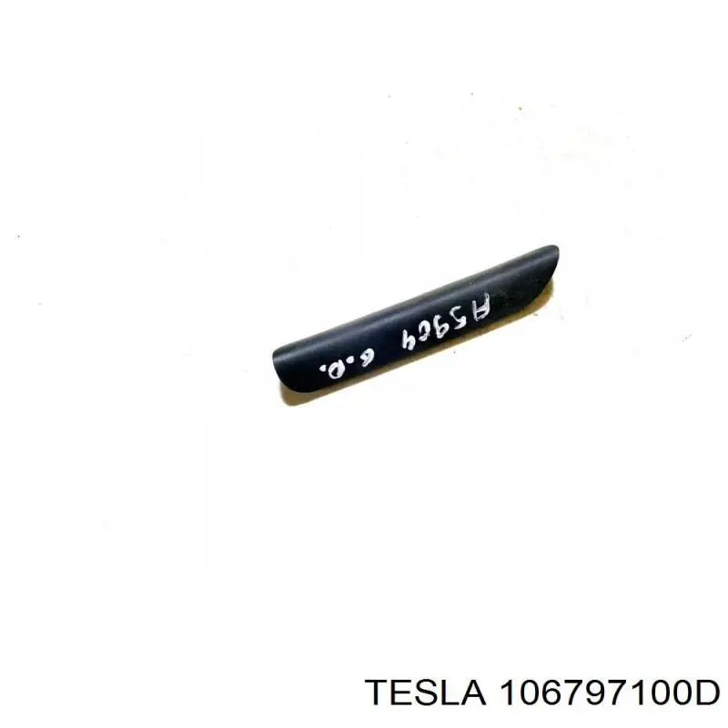 106797100D Tesla 