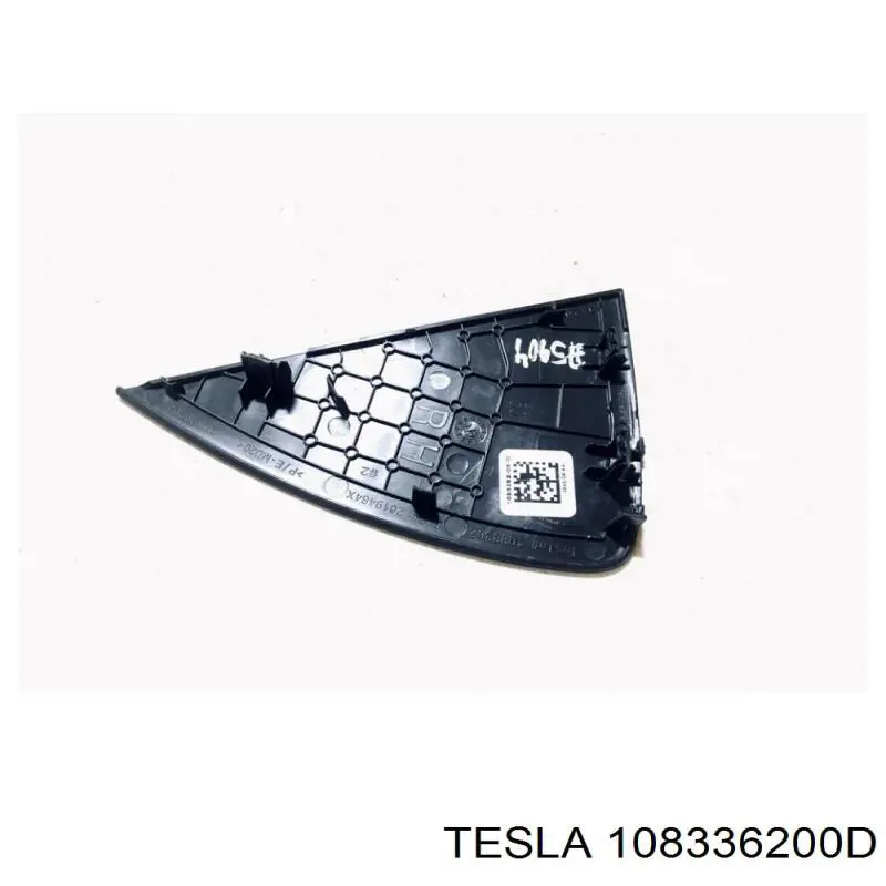 108336200D Tesla Крышка боковая панели "торпедо", правая