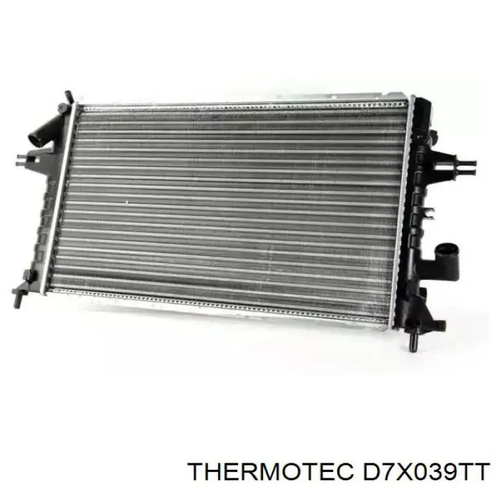 Радіатор охолодження двигуна D7X039TT Thermotec