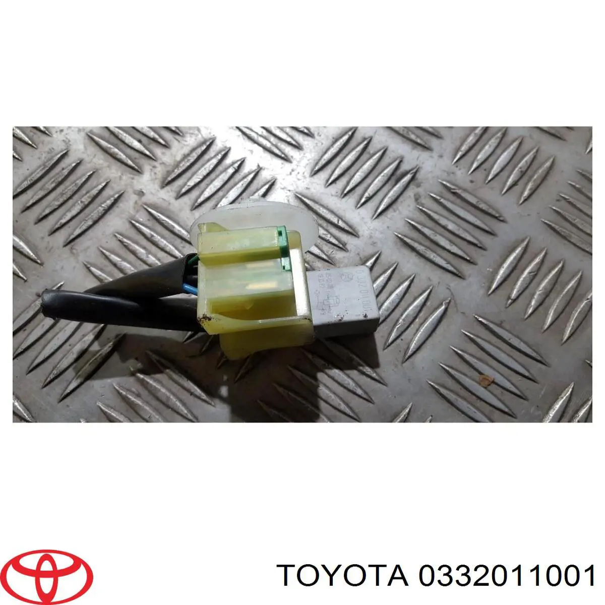  0332011001 Toyota