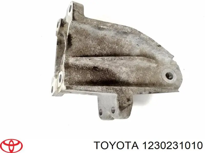 1230231010 Toyota Кронштейн подушки (опоры) двигателя левой