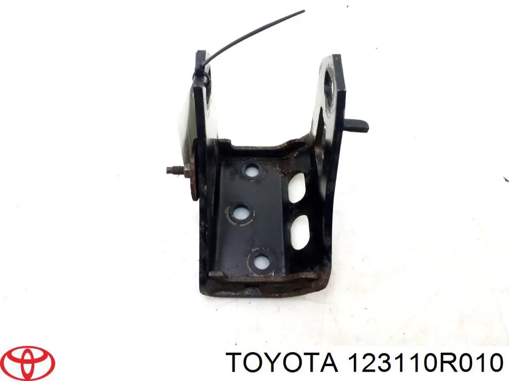  123110R010 Toyota