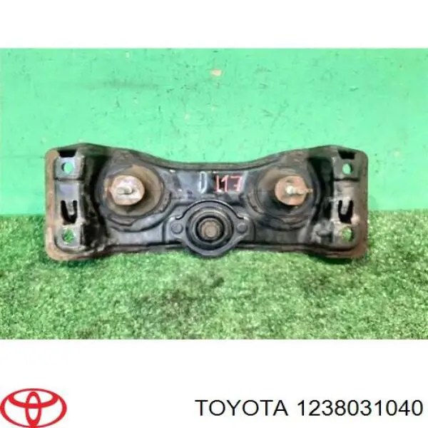 1238031040 Toyota coxim (suporte traseiro de motor)