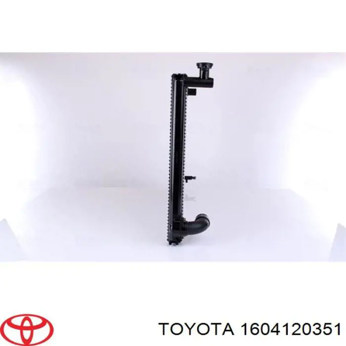 Радиатор 1604120351 Toyota