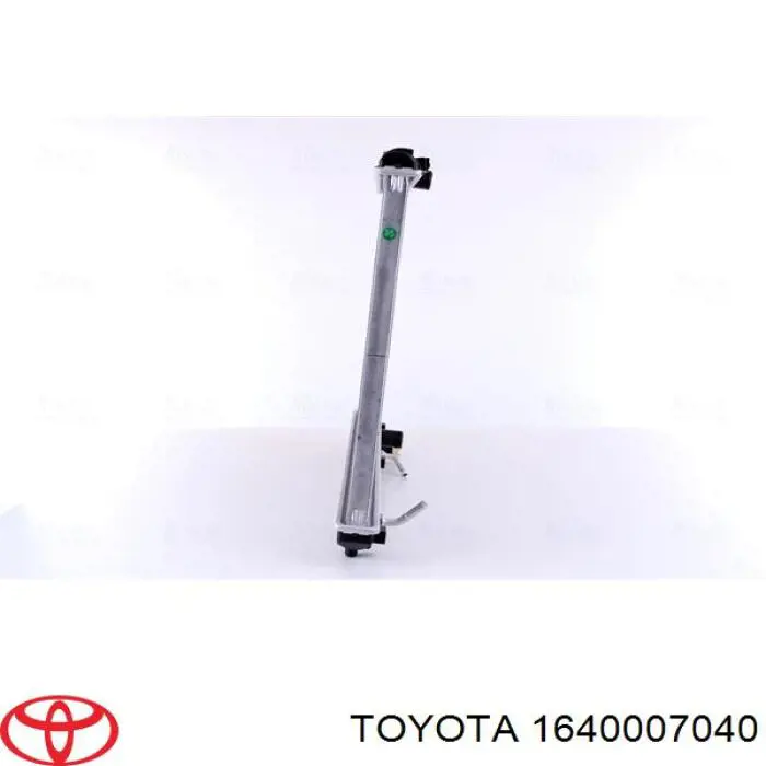 1640062110 Toyota Радиатор основной
