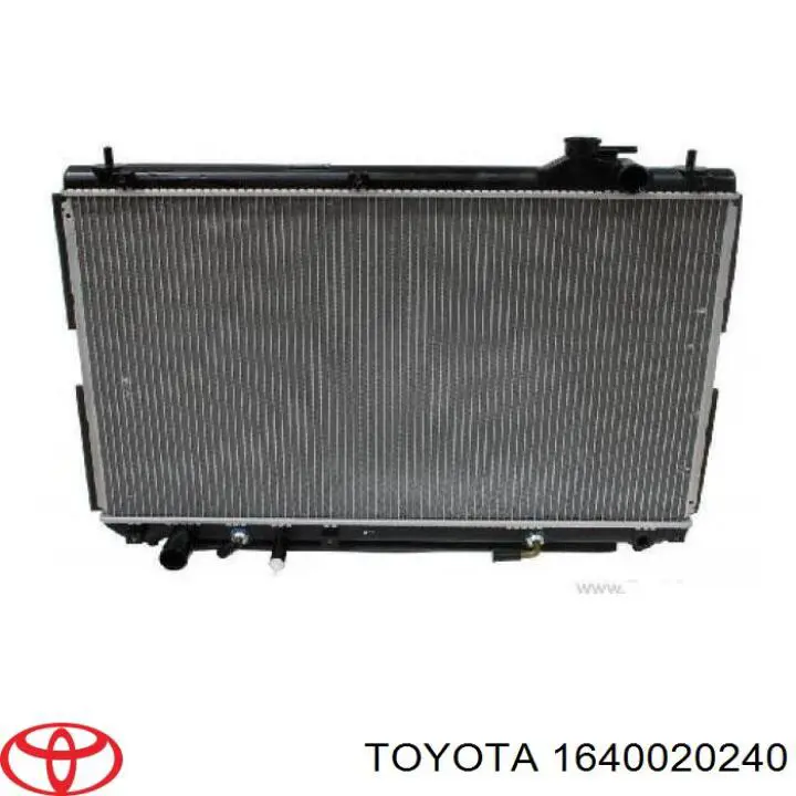1640020240 Toyota радиатор