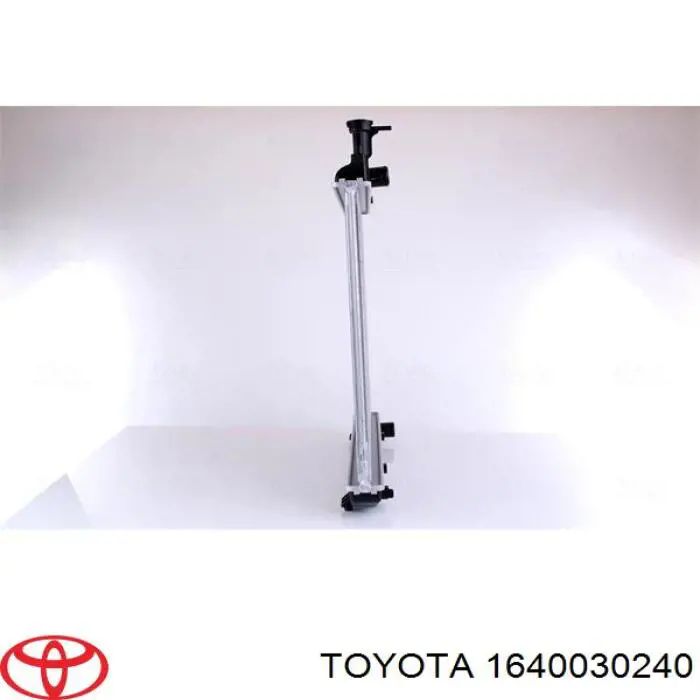1640030240 Toyota радиатор