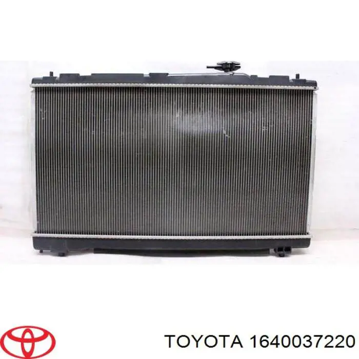 Радиатор 1640037220 Toyota
