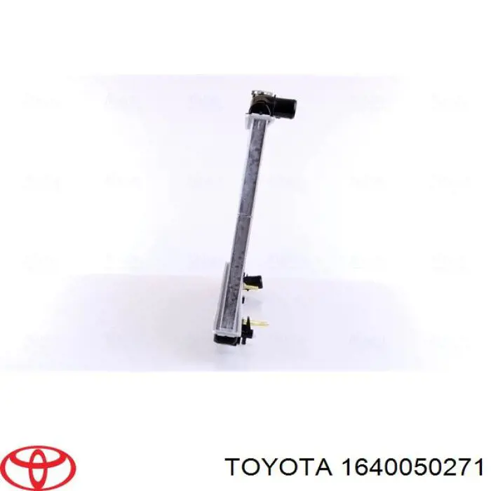 Радиатор 1640050271 Toyota