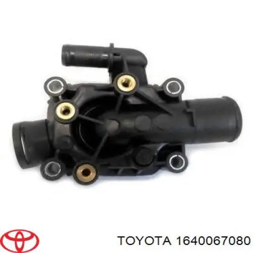 Радиатор 1640067080 Toyota