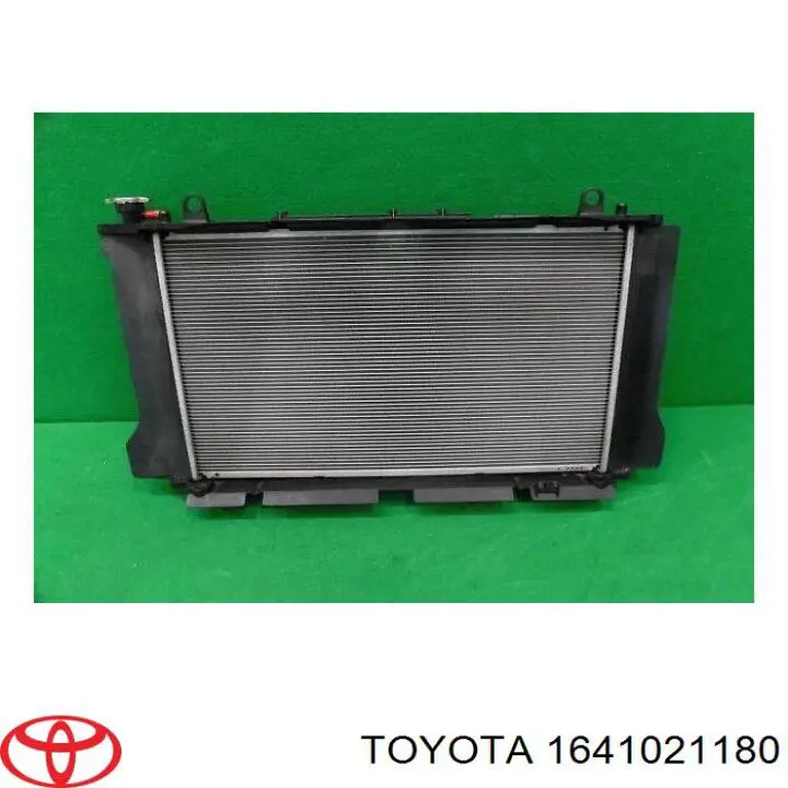 1641021180 Toyota радиатор