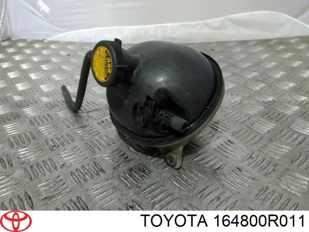 Бачок системы охлаждения двигателя расширительный Toyota 164800R011 цена, от 31.88 USD