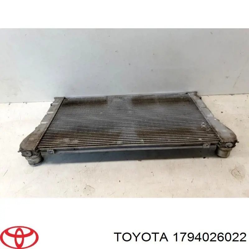 Купить 1794026022 Toyota Интеркулер