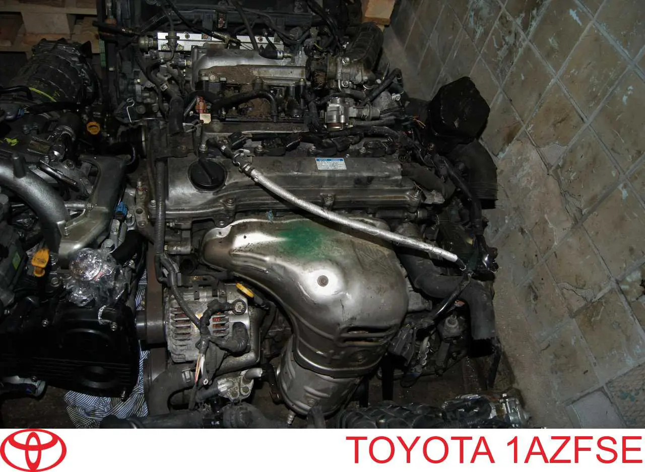 Купить 1AZFSE Toyota Двигатель голый