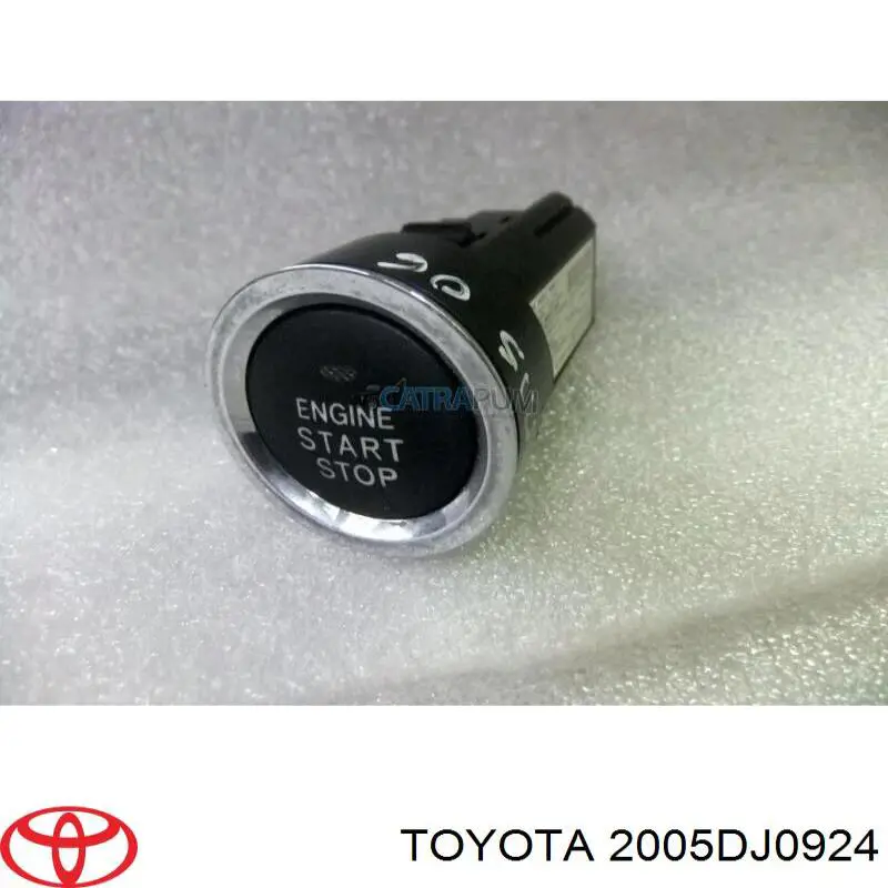 Кнопка запуска двигателя на Toyota Corolla E15