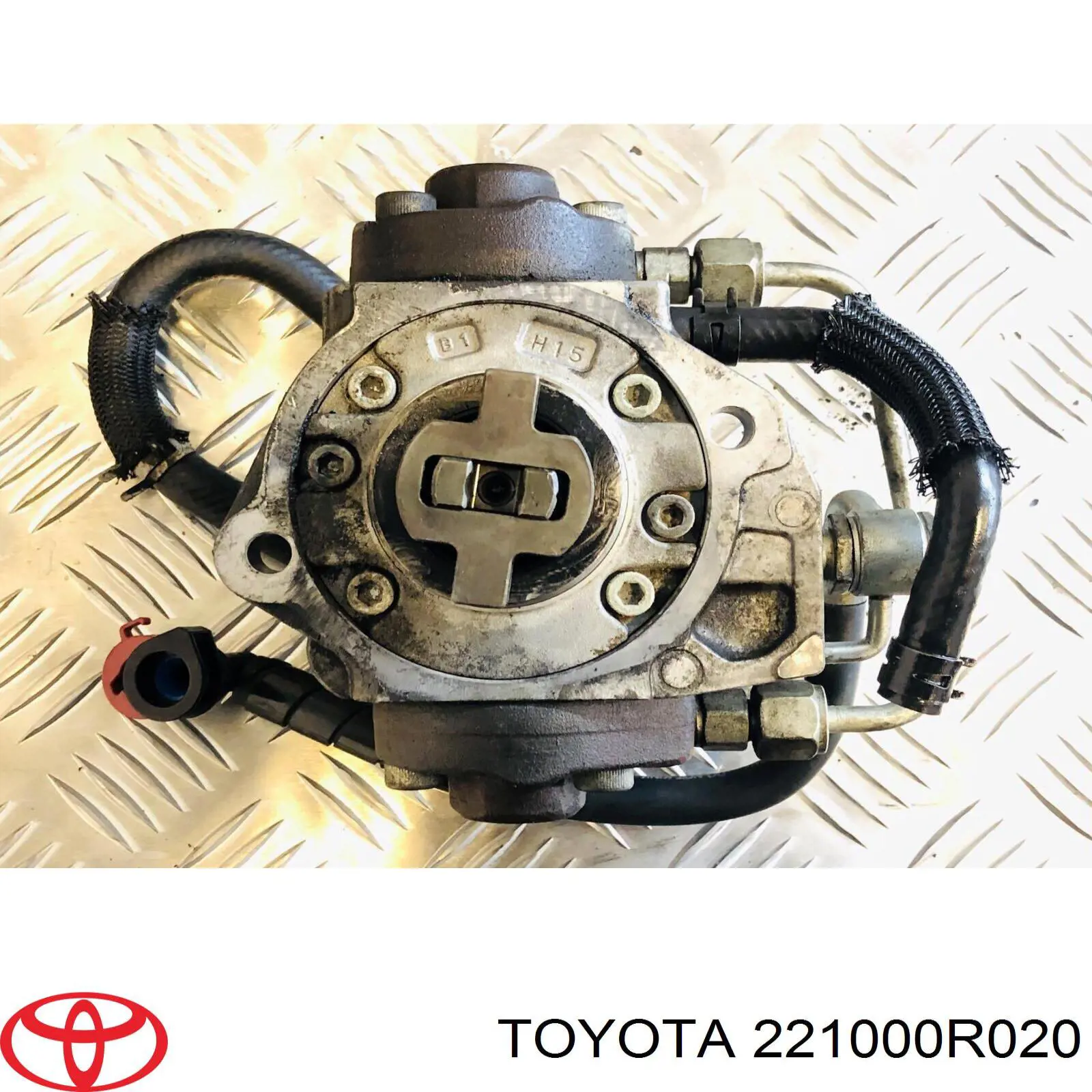 Насос топливный высокого давления Toyota 221000R020