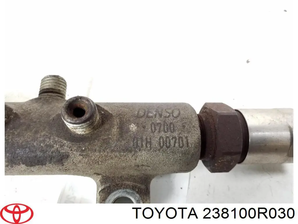 Распределитель топлива (рампа) 238100R030 Toyota