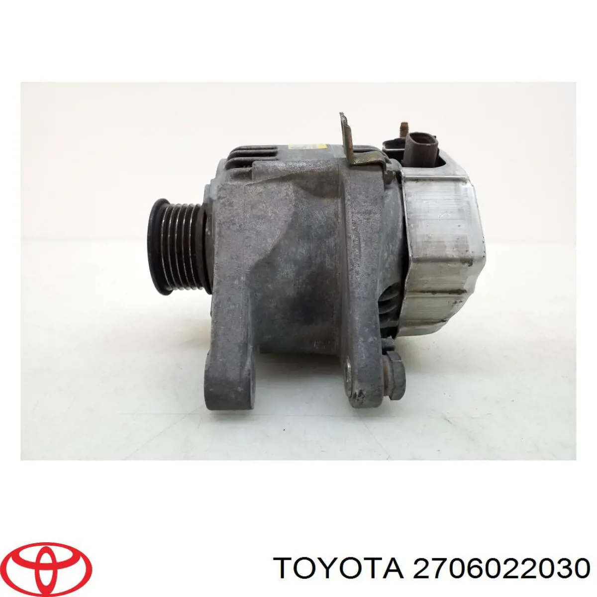 Alternador 2706022030 Toyota