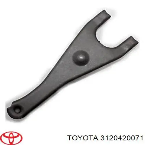 Вилка сцепления на Toyota Hiace II 