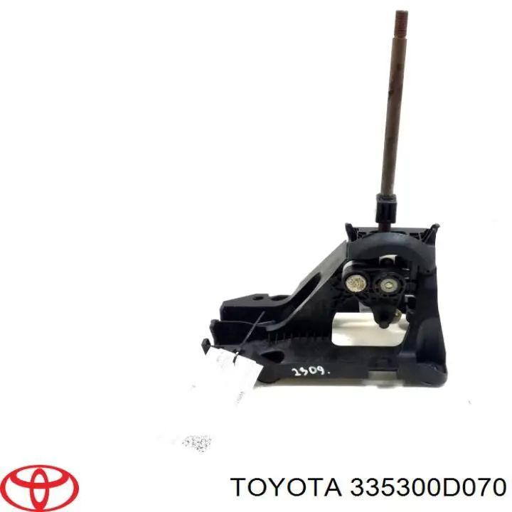 335300D070 Toyota Кулиса КПП