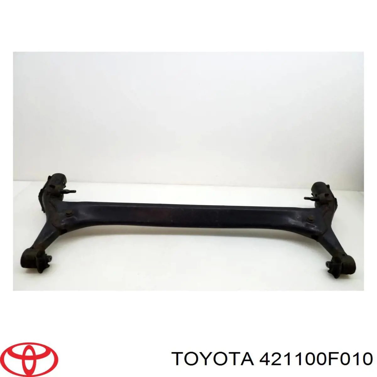 421100F010 Toyota viga de suspensão traseira (plataforma veicular)