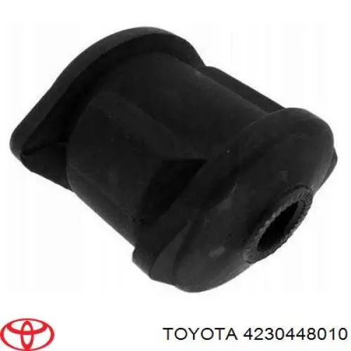 Цапфа (поворотный кулак) задний правый Toyota 4230448010