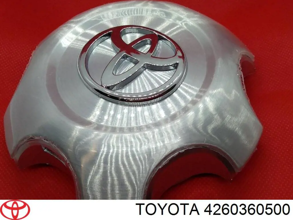 Колпак колесного диска на Toyota Land Cruiser PRADO ASIA 
