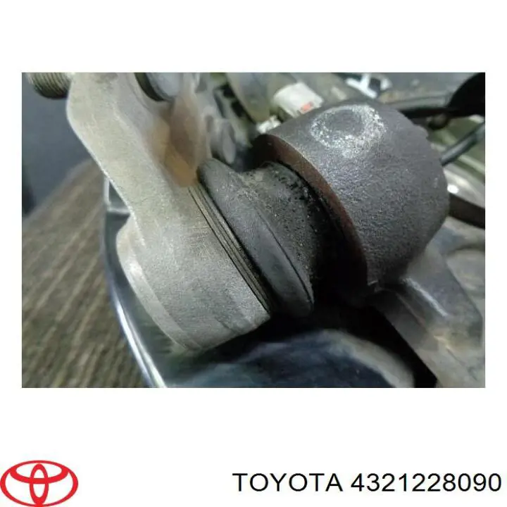 4321228090 Toyota pino moente (extremidade do eixo dianteiro esquerdo)
