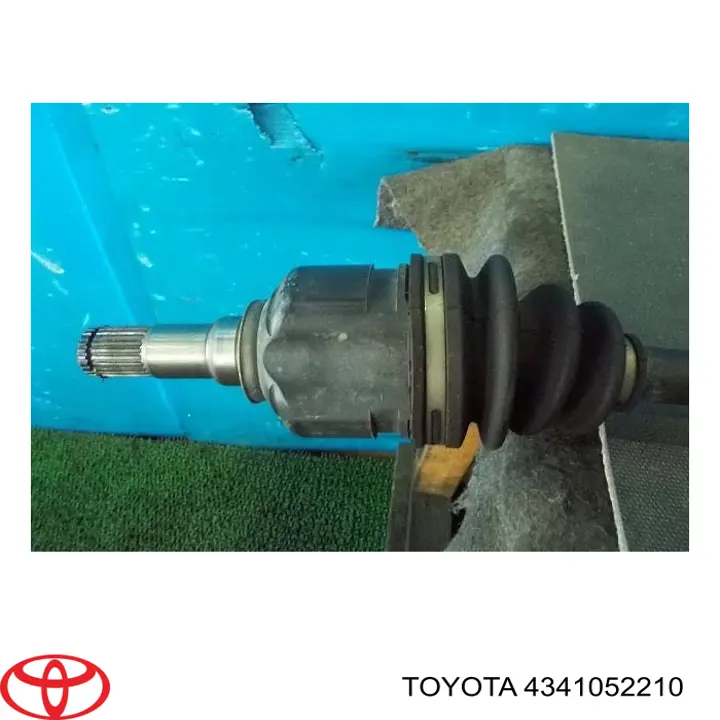 Правая полуось 4346059665 Toyota