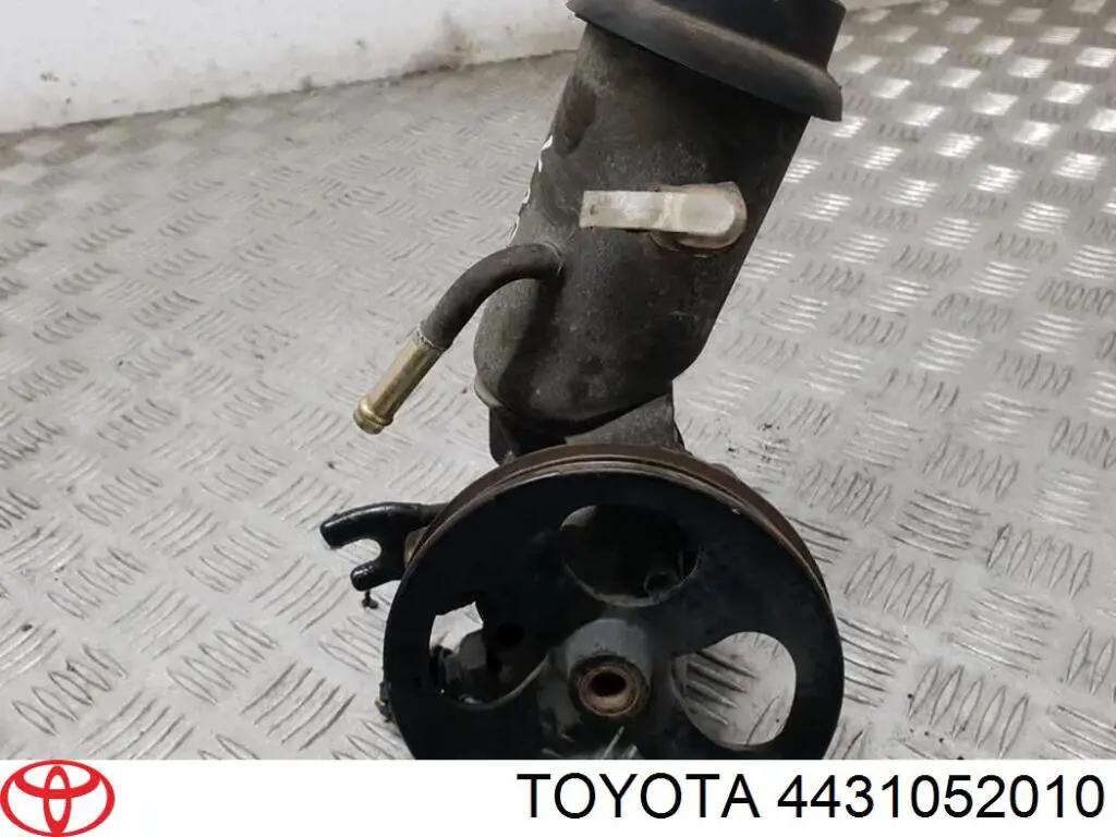 Насос гидравлики Toyota 4431052010 цена, от 33.86 USD