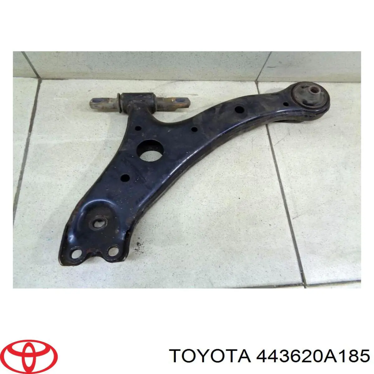 443620A185 Toyota 