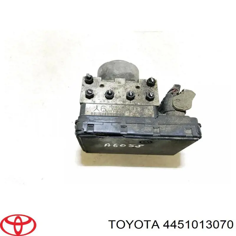 4451013070 Toyota Блок ABS гидравлический