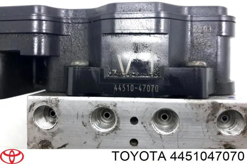 4451047070 Toyota Блок ABS гидравлический