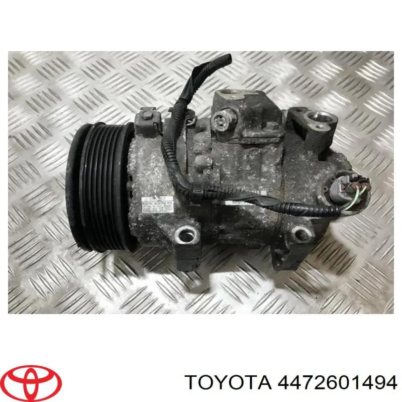 Компрессор кондиционера 4472601494 Toyota