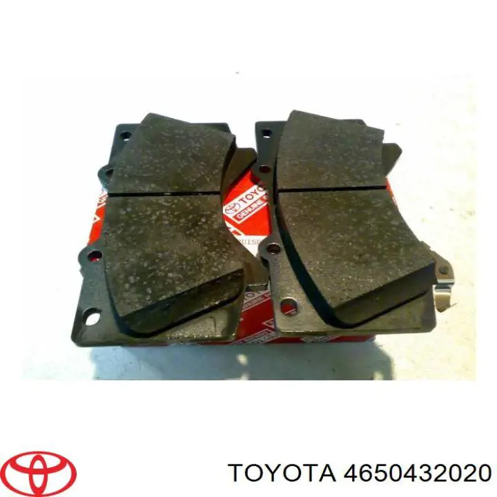 4650432020 Toyota Диск опорный заднего тормозного барабана левый