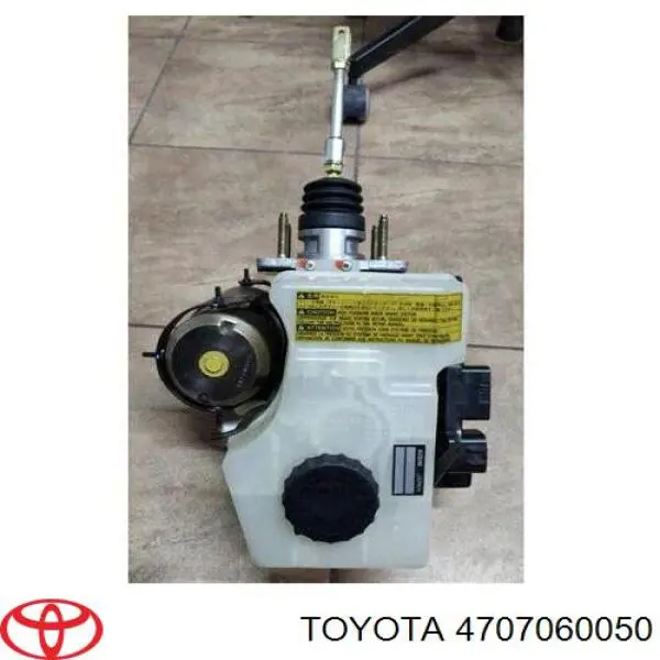 Bomba de ABS de cilindro mestre do freio para Toyota Land Cruiser (J12)