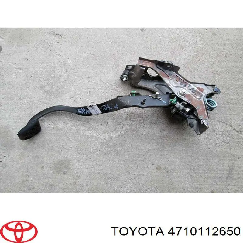 Педаль тормоза 4710112650 Toyota