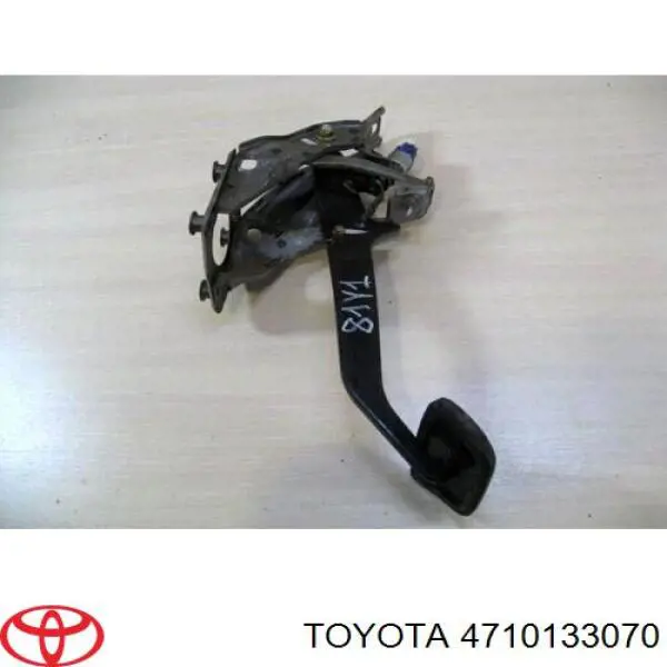 Педаль тормоза 4710133070 Toyota