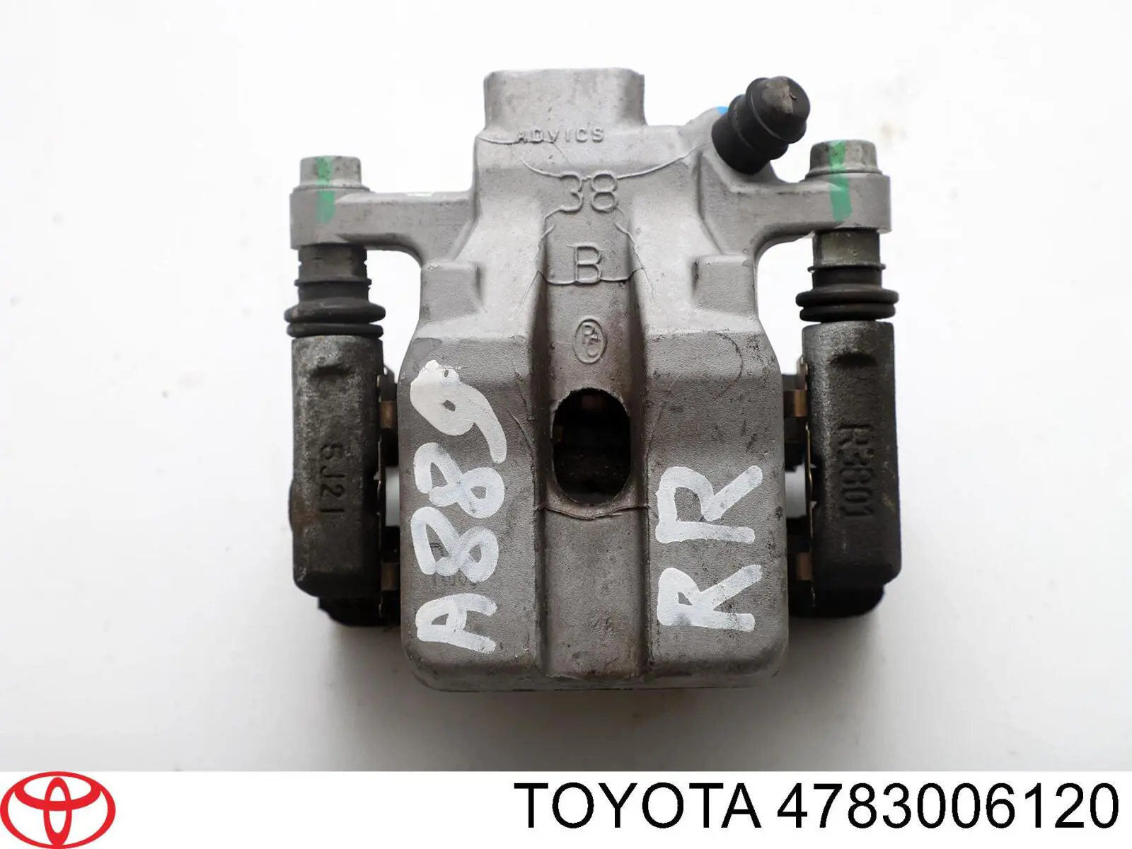 4783006120 Toyota Суппорт тормозной задний правый